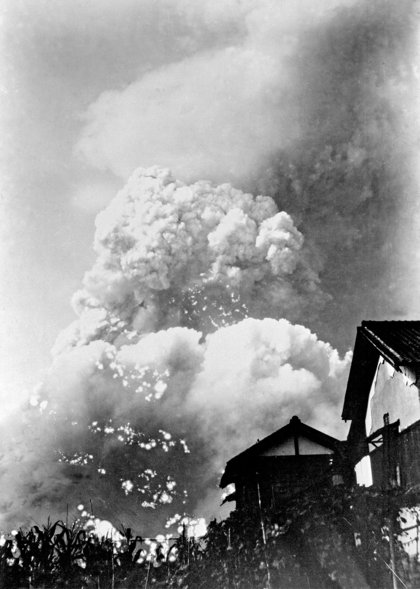Hiroshima by Yoshito Matsushige, 1945